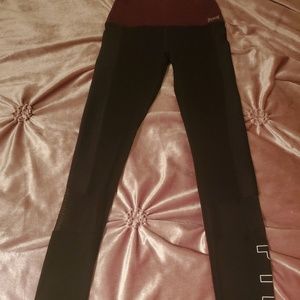 Victoria's Secret PINK workout leggings